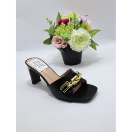 KAPCIE DAMSKIE. SIZE: 37/41...