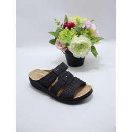 KAPCIE DAMSKIE. SIZE: 36/42...