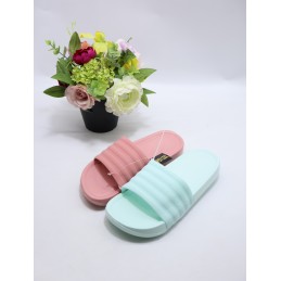 KAPCIE DAMSKIE. SIZE: 36/41...