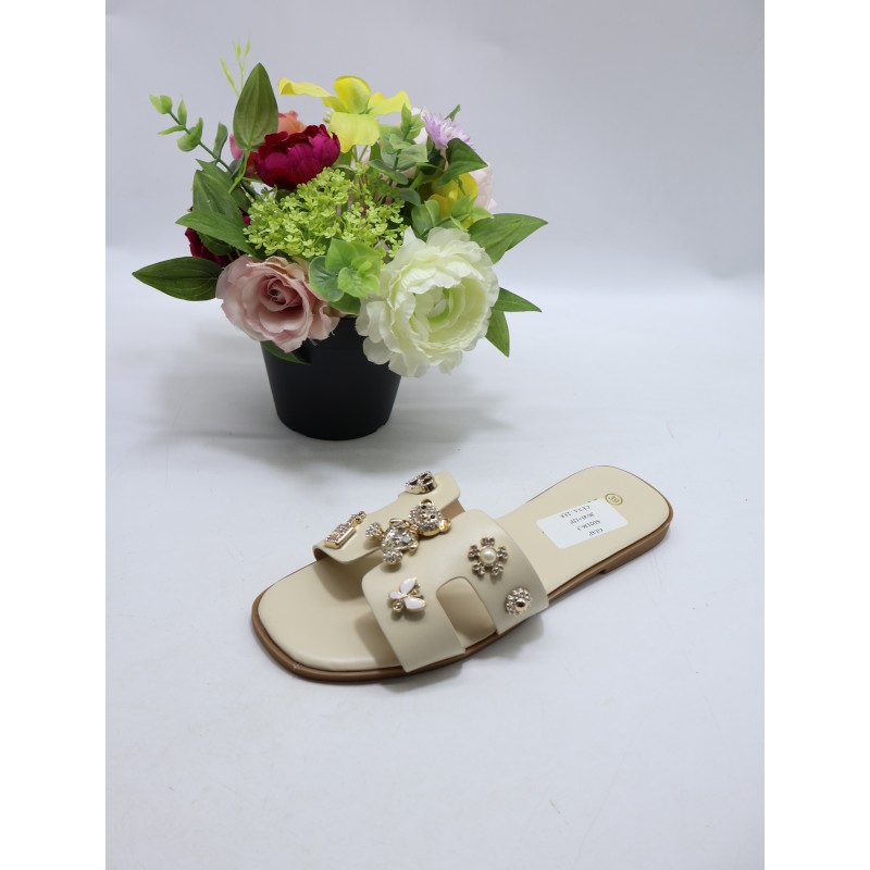 KAPCIE DAMSKIE. SIZE: 36/41 (12 PAR/PACZKA) KOLOR JAK NA ZDZIĘCIU