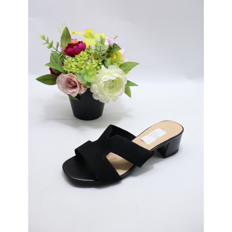 KAPCIE DAMSKIE. SIZE: 36/41 (12 PAR/PACZKA) KOLOR JAK NA ZDZIĘCIU