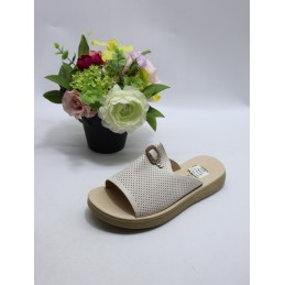 KAPCIE DAMSKIE. SIZE: 37/42...