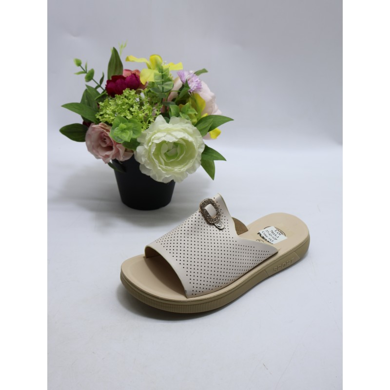 KAPCIE DAMSKIE. SIZE: 37/42 (12 PAR/PACZKA) KOLOR JAK NA ZDZIĘCIU