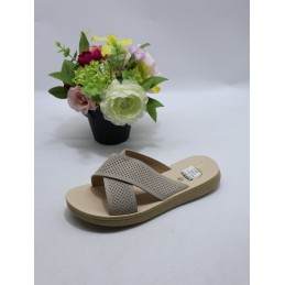 KAPCIE DAMSKIE. SIZE: 37/42...