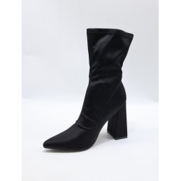 BOTKI DAMSKIE. SIZE: 36/41 (12 PAR/PACZKA) KOLOR JAK NA ZDZIĘCIU