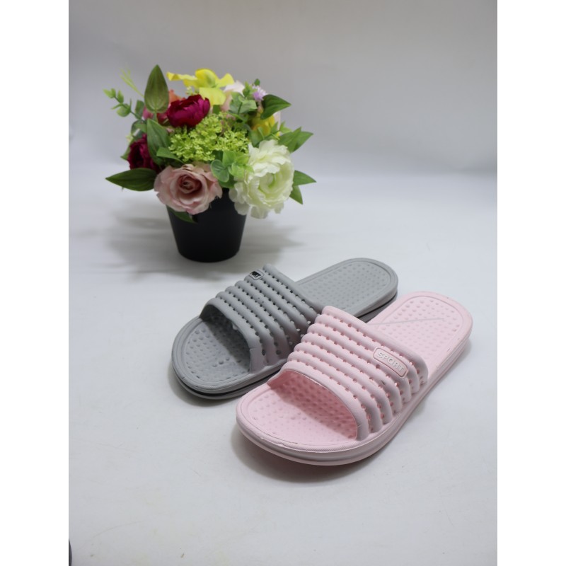 KAPCIE DAMSKIE. SIZE: 36/41 (24 PAR/PACZKA) KOLOR JAK NA ZDZIĘCIU
