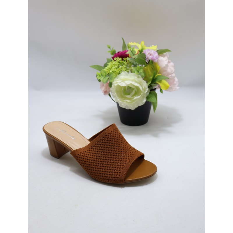 KAPCIE DAMSKIE. SIZE: 36/40 (12 PAR/PACZKA) KOLOR JAK NA ZDZIĘCIU