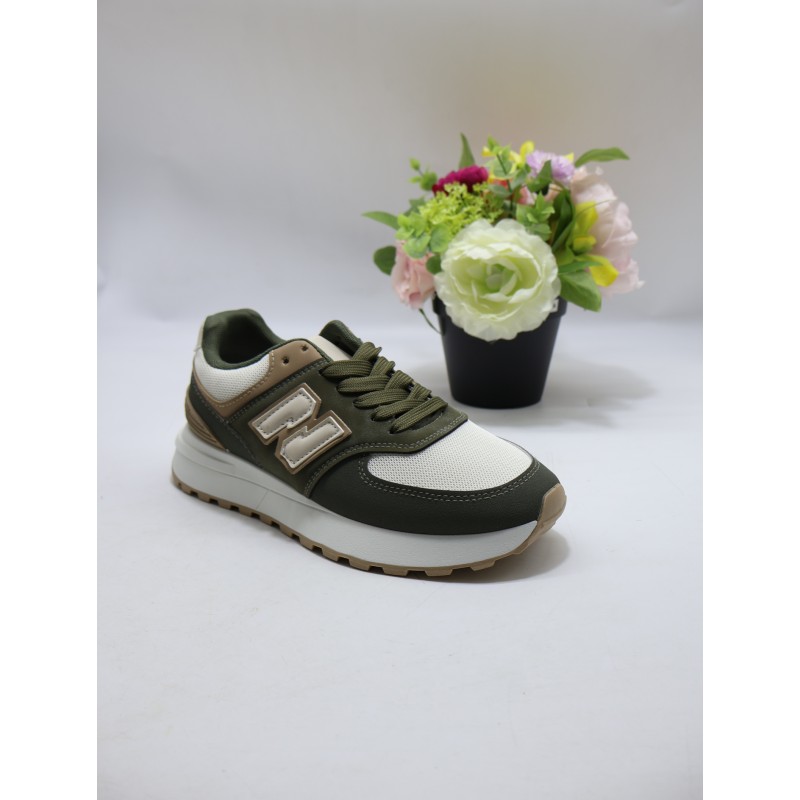BUTY DAMSKIE. SIZE: 36/41 (12 PAR/PACZKA) KOLOR JAK NA ZDZIĘCIU