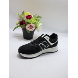 BUTY DAMSKIE. SIZE: 36/41 (12 PAR/PACZKA) KOLOR JAK NA ZDZIĘCIU