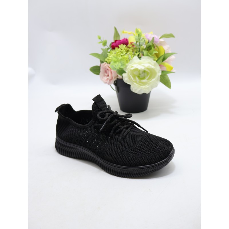 BUTY DAMSKIE. SIZE: 36/41 (12 PAR/PACZKA) KOLOR JAK NA ZDZIĘCIU