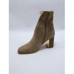 BUTY DAMSKIE. SIZE: 36/41 (12 PAR/PACZKA) KOLOR JAK NA ZDZIĘCIU