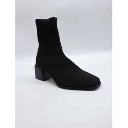 BUTY DAMSKIE. SIZE: 36/41...