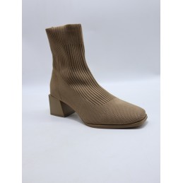 BUTY DAMSKIE. SIZE: 36/41...
