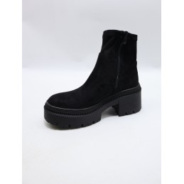 BUTY DAMSKIE. SIZE: 36/41 (12 PAR/PACZKA) KOLOR JAK NA ZDZIĘCIU