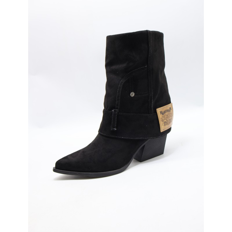 BUTY DAMSKIE. SIZE: 36/41 (12 PAR/PACZKA) KOLOR JAK NA ZDZIĘCIU