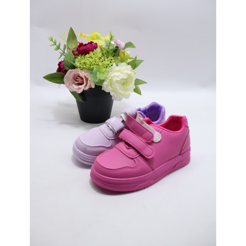 BUTY DZIECIĘCE. SIZE: 25/30 (18 PAR/PACZKA) KOLOR JAK NA ZDZIĘCIU