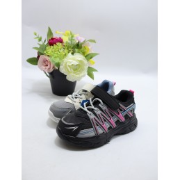 BUTY DZIECIĘCE. SIZE: 26/31...