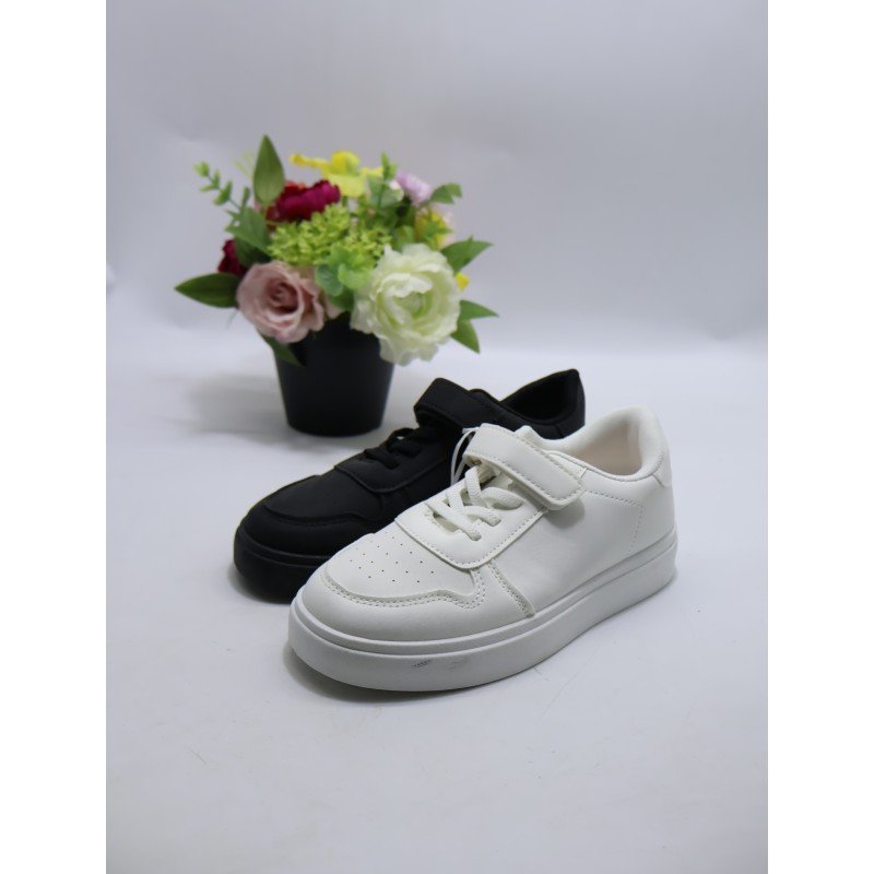 BUTY DZIECIĘCE. SIZE: 31/36 (12 PAR/PACZKA) KOLOR JAK NA ZDZIĘCIU