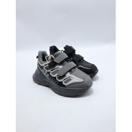 BUTY DZIECIĘCE. SIZE: 31/36 (18 PAR/PACZKA) KOLOR JAK NA ZDZIĘCIU