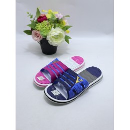 KAPCIE DAMSKIE. SIZE: 38/41...