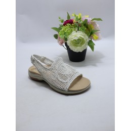 KAPCIE DAMSKIE. SIZE: 36/41...
