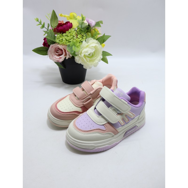 BUTY DZIECIĘCE. SIZE: 26/31 (18 PAR/PACZKA) KOLOR JAK NA ZDZIĘCIU