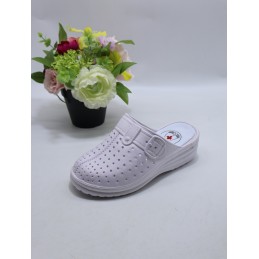 KAPCIE DAMSKIE. SIZE: 37/42...