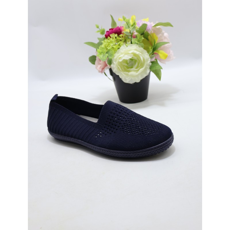 BUTY DAMSKIE. SIZE: 36/41 (12 PAR/PACZKA) KOLOR JAK NA ZDZIĘCIU