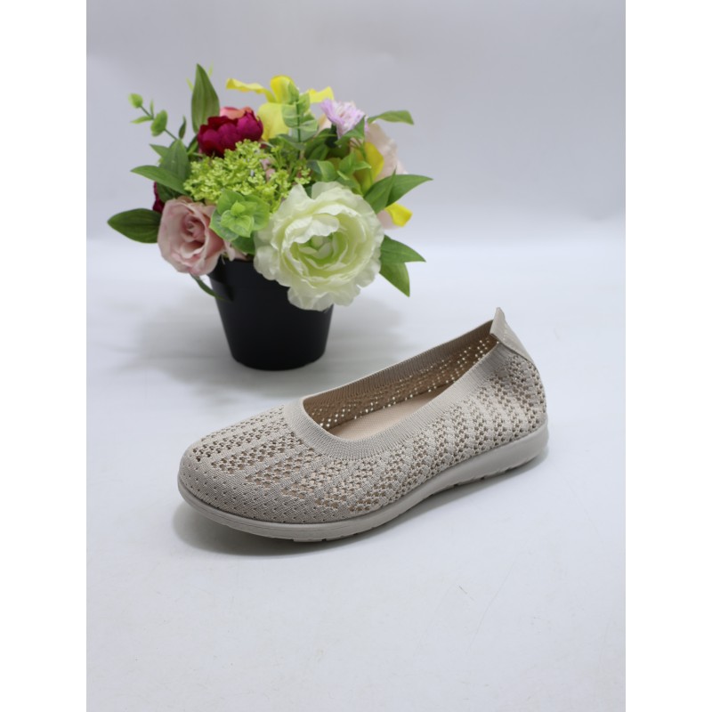 BUTY DAMSKIE. SIZE: 36/41 (12 PAR/PACZKA) KOLOR JAK NA ZDZIĘCIU