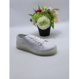BUTY DAMSKIE. SIZE: 36/40...