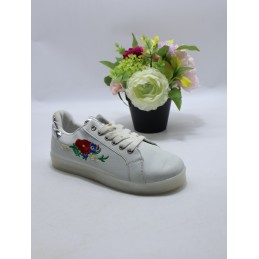 BUTY DAMSKIE. SIZE: 36/40...