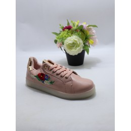 BUTY DAMSKIE. SIZE: 36/40...