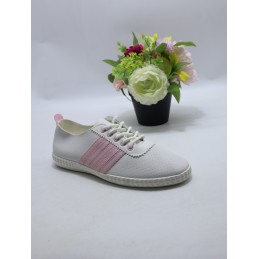 BUTY DAMSKIE. SIZE: 36/41...