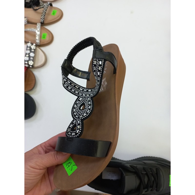 Buty Sandały DAMSKIE(36-41,12par)Kolor Jak na zdzięciu