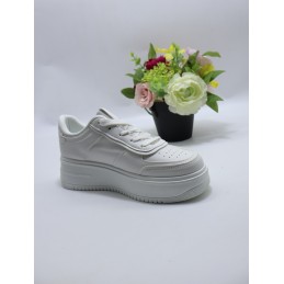 BUTY DAMSKIE. SIZE: 36/41 (12 PAR/PACZKA) KOLOR JAK NA ZDZIĘCIU