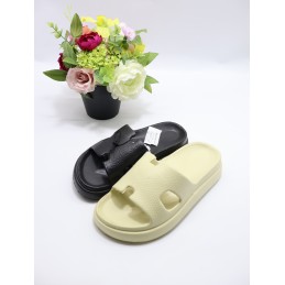 KAPCIE DAMSKIE. SIZE: 36/41...