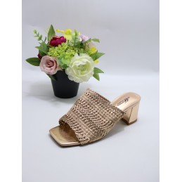 KAPCIE DAMSKIE. SIZE: 36/41...