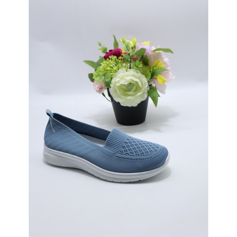 BUTY DAMSKIE. SIZE: 37/42 (12 PAR/PACZKA) KOLOR JAK NA ZDZIĘCIU