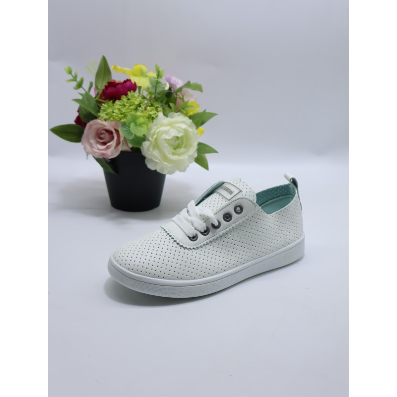 BUTY DAMSKIE. SIZE: 36/41 (12 PAR/PACZKA) KOLOR JAK NA ZDZIĘCIU