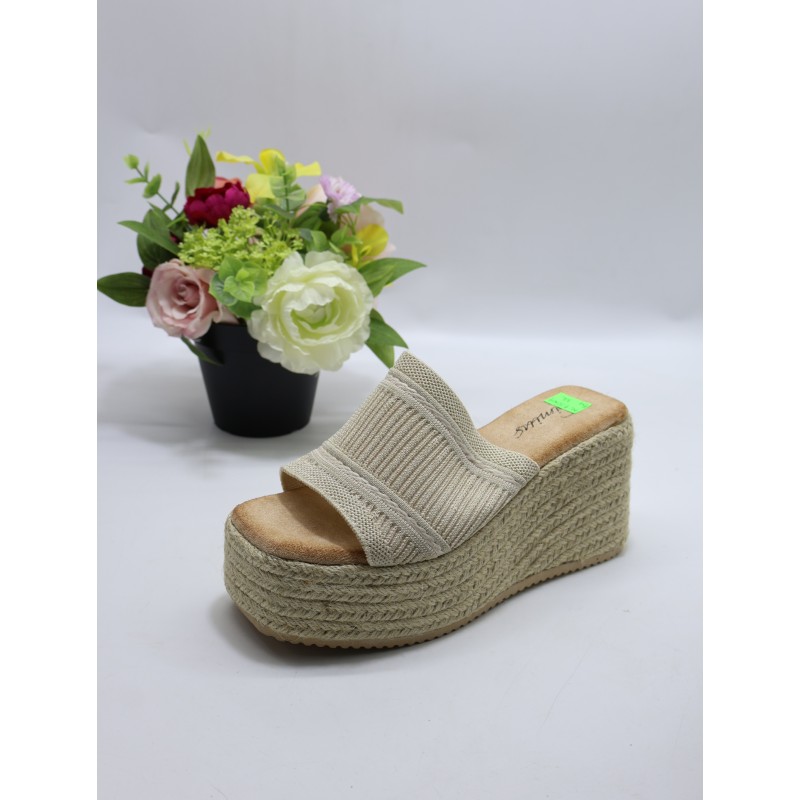 KAPCIE DAMSKIE. SIZE: 36/41 (12 PAR/PACZKA) KOLOR JAK NA ZDZIĘCIU
