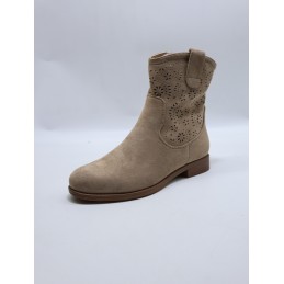 BUTY DAMSKIE. SIZE: 36/41...