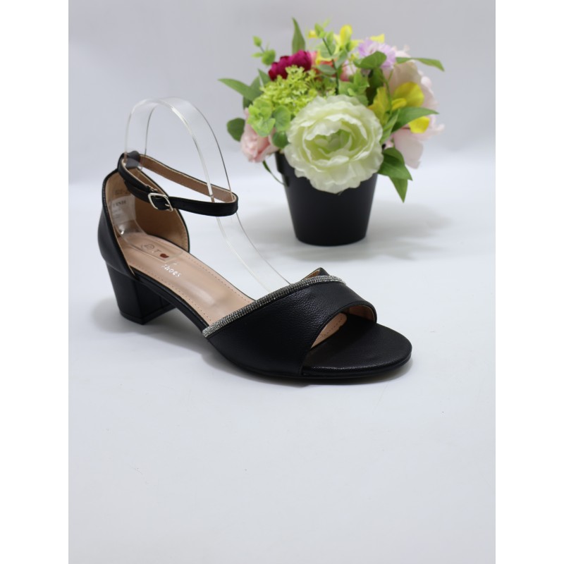 Sandały DAMSKIE. SIZE: 36/41 (12 PAR/PACZKA) KOLOR JAK NA ZDZIĘCIU