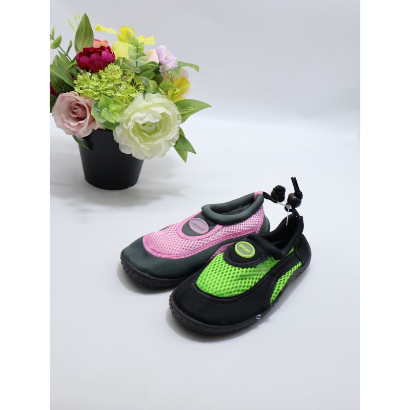BUTY DZIECIĘCE. SIZE: 30/35 (24 PAR/PACZKA) KOLOR JAK NA ZDZIĘCIU