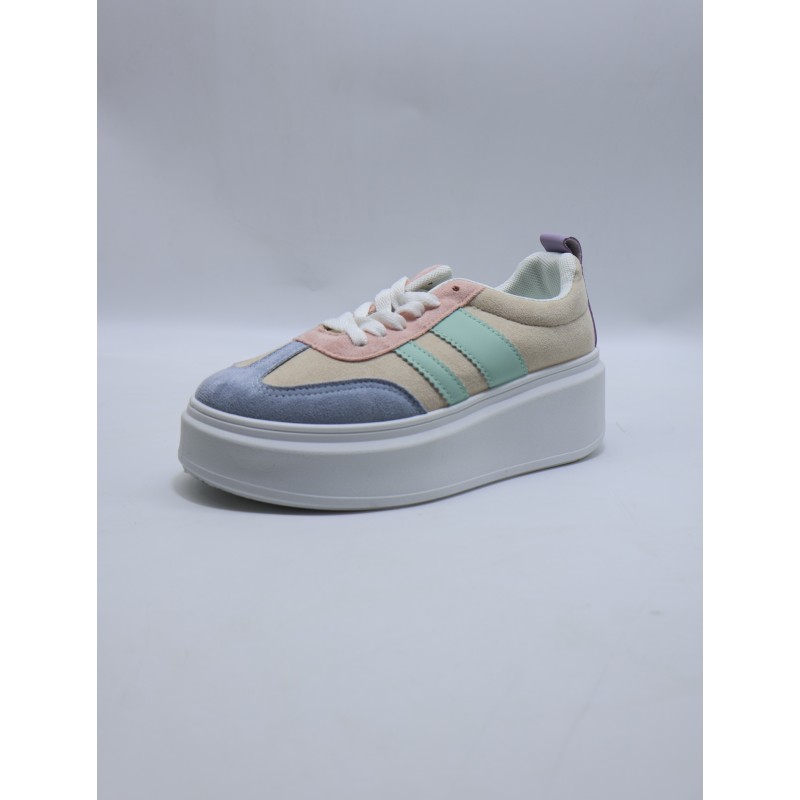 BUTY DAMSKIE. SIZE: 36/41 (12 PAR/PACZKA) KOLOR JAK NA ZDZIĘCIU