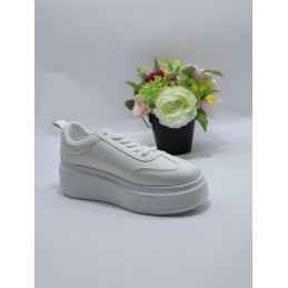 BUTY DAMSKIE. SIZE: 36/41 (12 PAR/PACZKA) KOLOR JAK NA ZDZIĘCIU