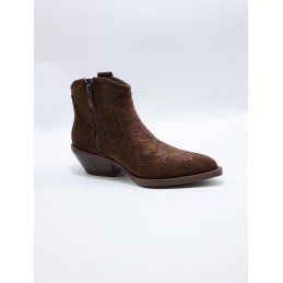 BUTY DAMSKIE. SIZE: 36/41 (12 PAR/PACZKA) KOLOR JAK NA ZDZIĘCIU