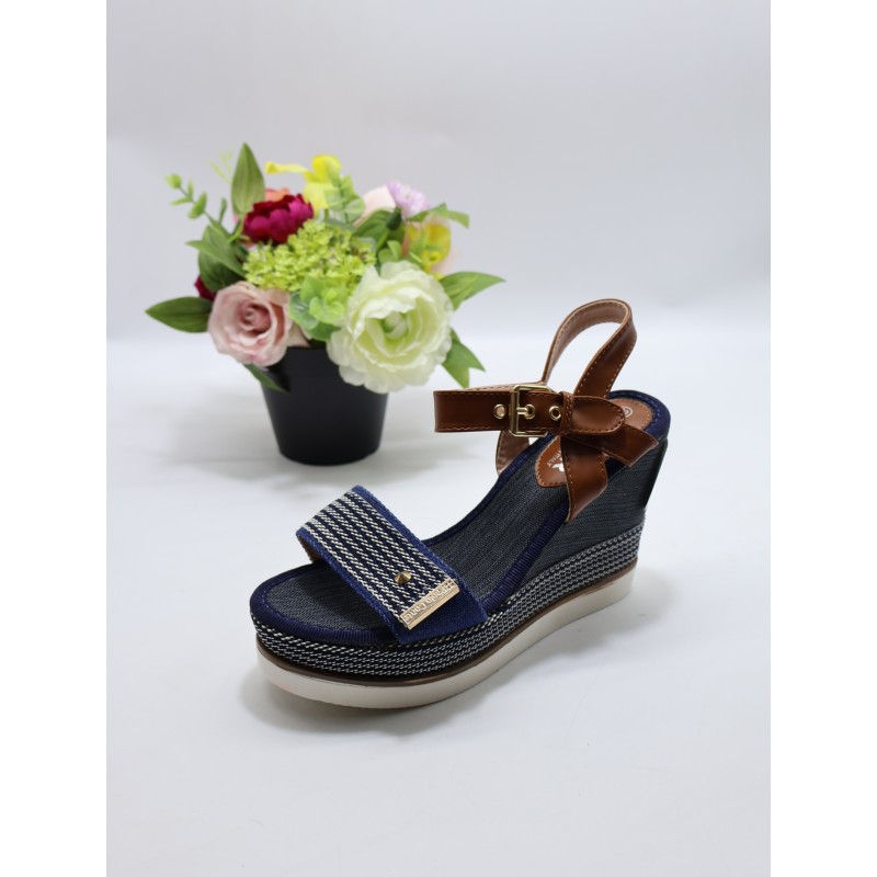 Sandały DAMSKIE. SIZE: 39/41 (12 PAR/PACZKA) KOLOR JAK NA ZDZIĘCIU