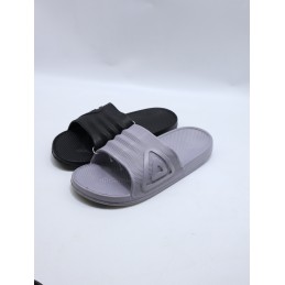 KAPCIE MĘSKIE. SIZE: 40/45...