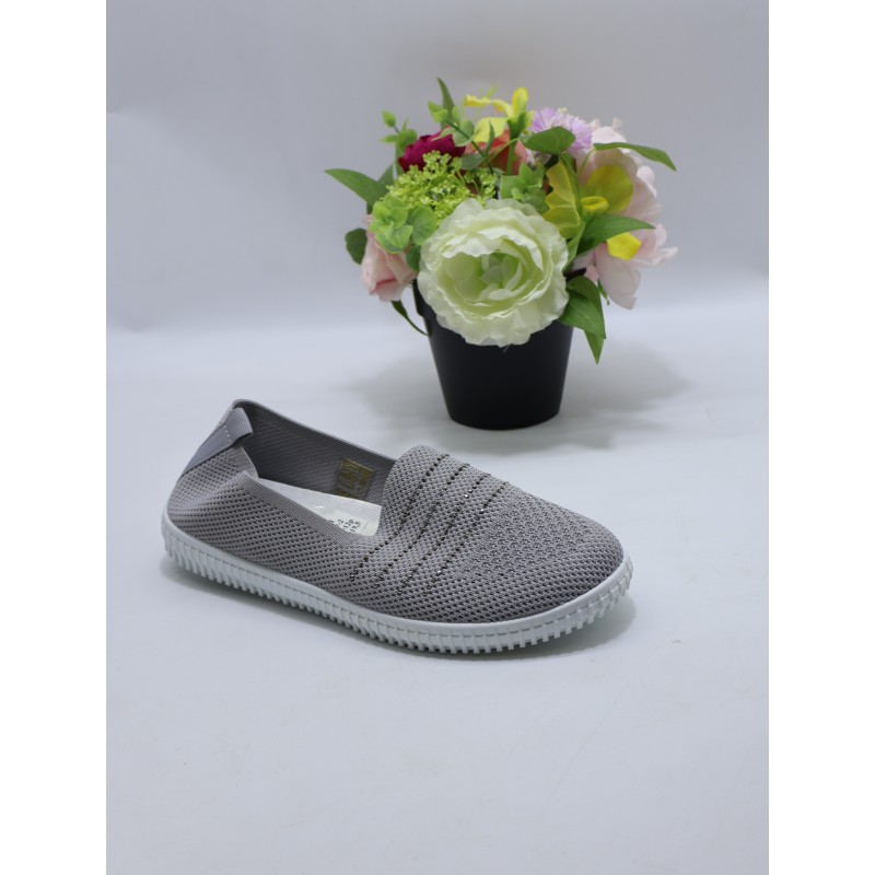 BUTY DAMSKIE. SIZE: 36/41 (12 PAR/PACZKA) KOLOR JAK NA ZDZIĘCIU