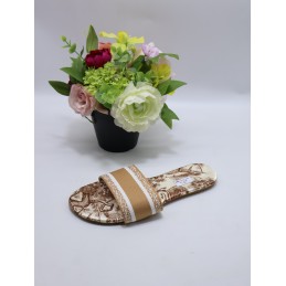 KAPCIE DAMSKIE. SIZE: 36/41...
